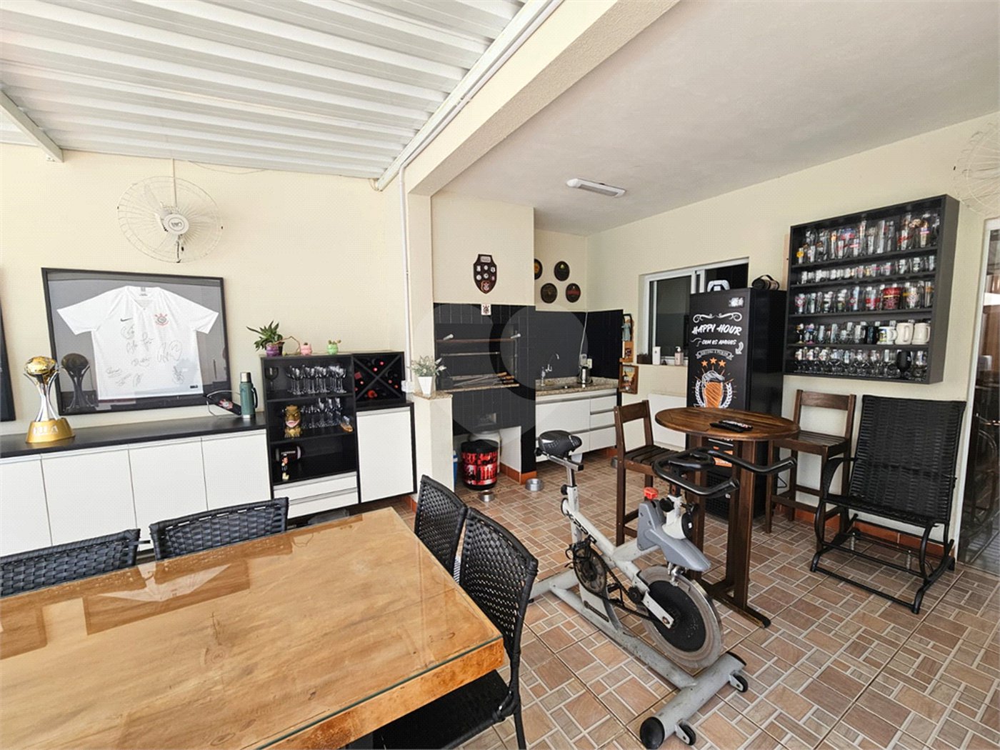Casa à venda com 4 quartos, sendo 2 suítes,  no condomínio Jd Portugal, Sorocaba - SP