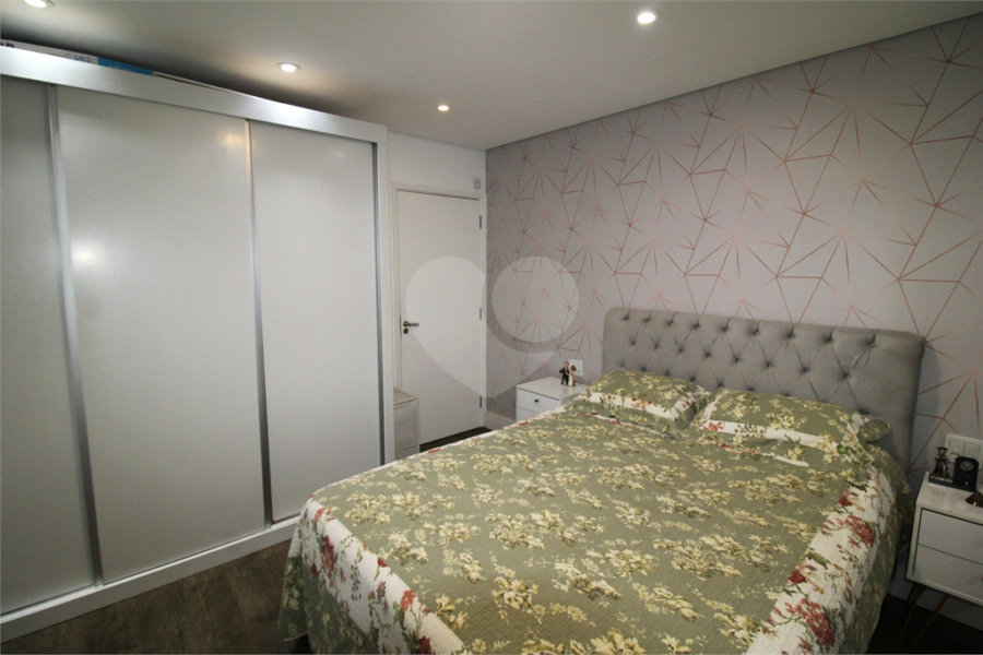 Sobrado à venda com 2 quartos, sendo 1 suíte, em Parada Inglesa, São Paulo, SP