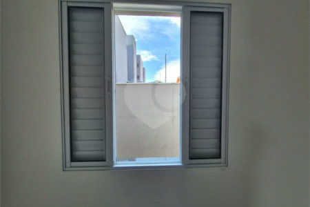 Apartamento à venda com 2 quartos em Vila Mangalot, São Paulo, SP