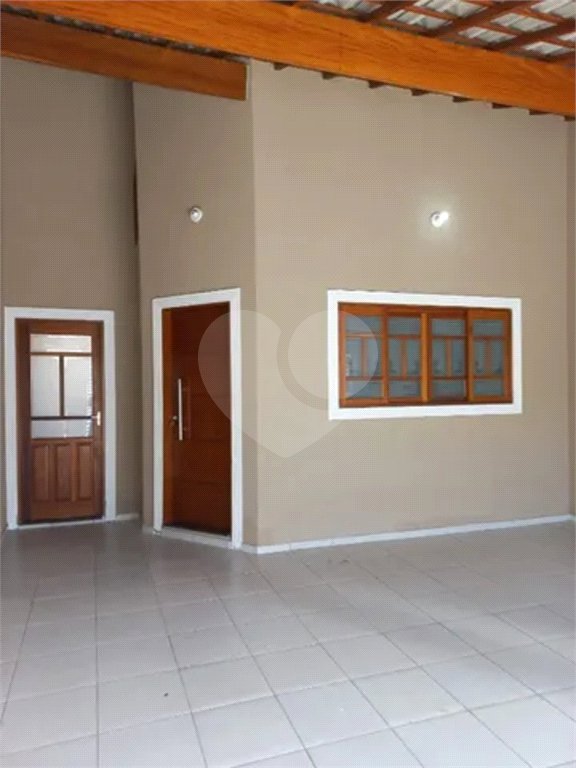 Casa à venda com 3 quartos, sendo 1 suíte,  em Residencial Bosque dos Ipês, São José dos Campos, SP