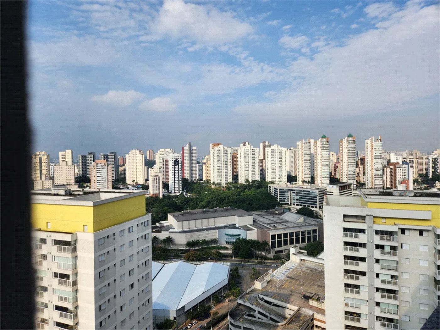 Apartamento à venda com 2 suítes em Vila Andrade, São Paulo, SP