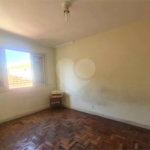 Casa à venda com 4 quartos, sendo 1 suíte,  em Jardim Trussardi, São Paulo, SP