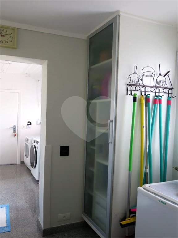 Apartamento à venda com 3 quartos, sendo 2 suítes, em Jardim Parque Morumbi, São Paulo, SP