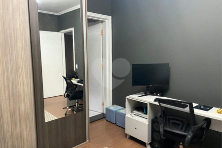 Casa à venda com 3 quartos, sendo 2 suítes, em Jardim Medina, Poá, SP
