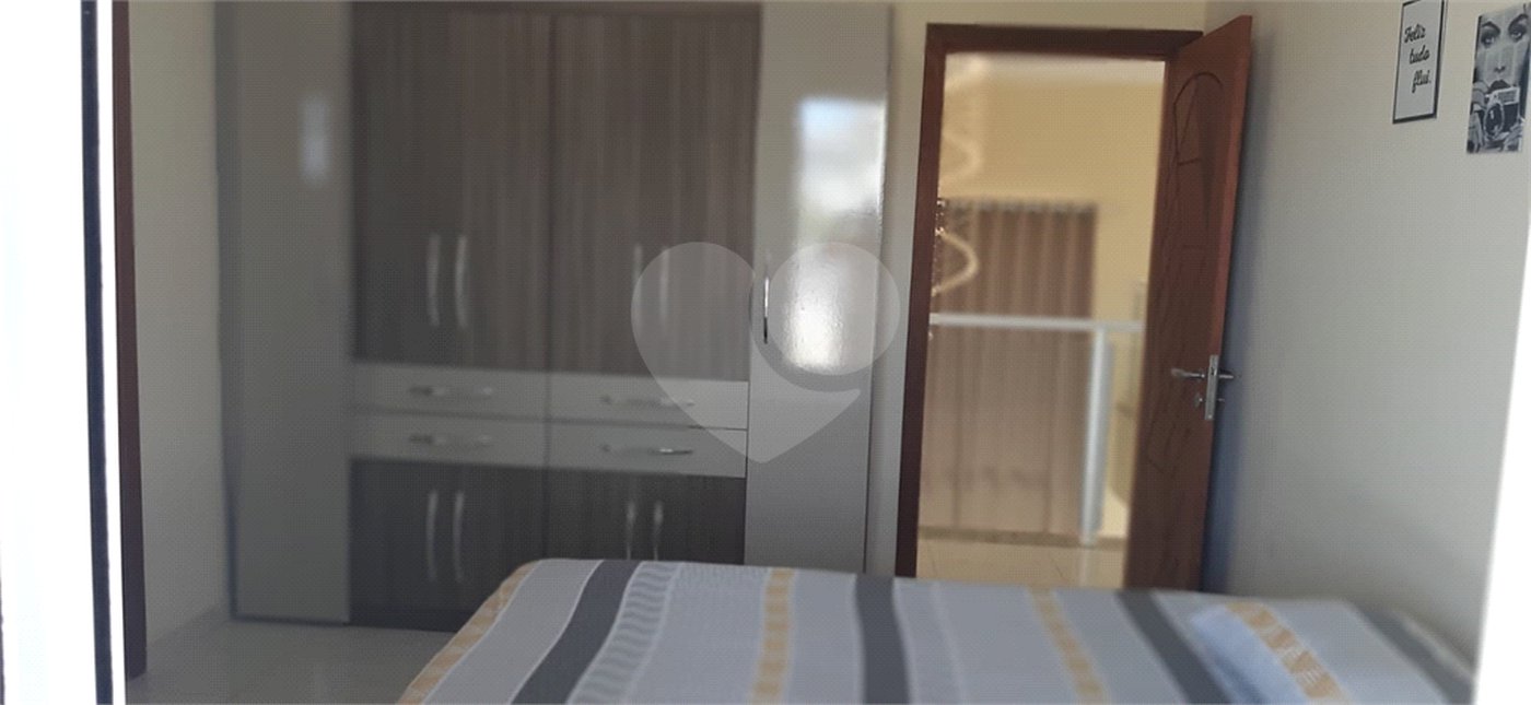 Casa à venda com 3 suítes no condomínio Parque Residencial Shambala 3, Atibaia - SP