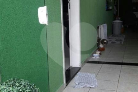 Sobrado à venda com 3 quartos, sendo 1 suíte,  em Vila Mazzei, São Paulo, SP