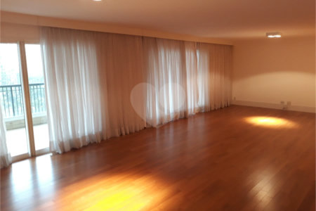 Apartamento para alugar com 4 suítes em Chácara Flora, São Paulo, SP