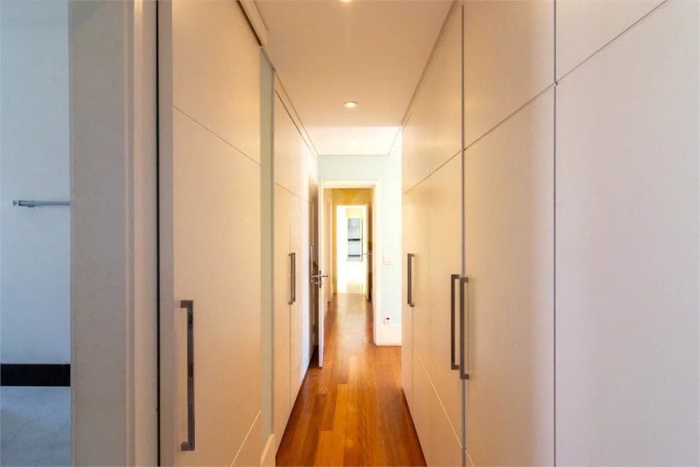 Vila Andrade / Jardim Sul - 4 dormitórios | 2 suítes | 3 vagas | depósito