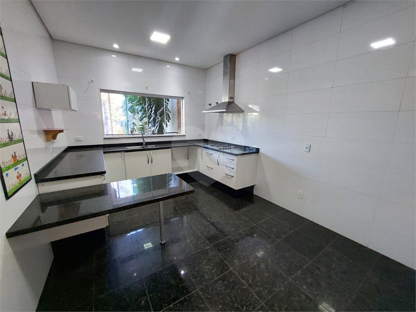Casa à venda com 3 quartos, sendo 1 suíte, no condomínio Village Saint Clair, Sorocaba - SP