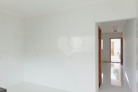 Sobrado à venda com 3 suítes em Vila Medeiros, São Paulo, SP