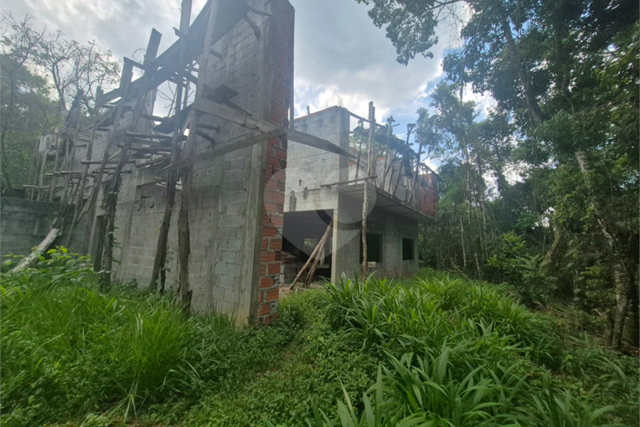 Terreno à venda no condomínio Alpes da Cantareira, Mairiporã - SP