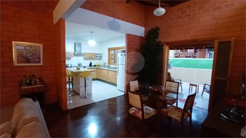 Casa à venda ou para alugar com 3 quartos, sendo 1 suíte, no condomínio Paysage Noble, Vargem Grande Paulista - SP