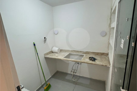 Apartamento à venda com 3 quartos, sendo 1 suíte, em Consolação, São Paulo, SP