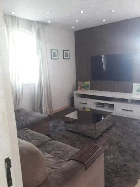 Sobrado à venda com 3 quartos, sendo 1 suíte, em Jardim das Vertentes, São Paulo, SP