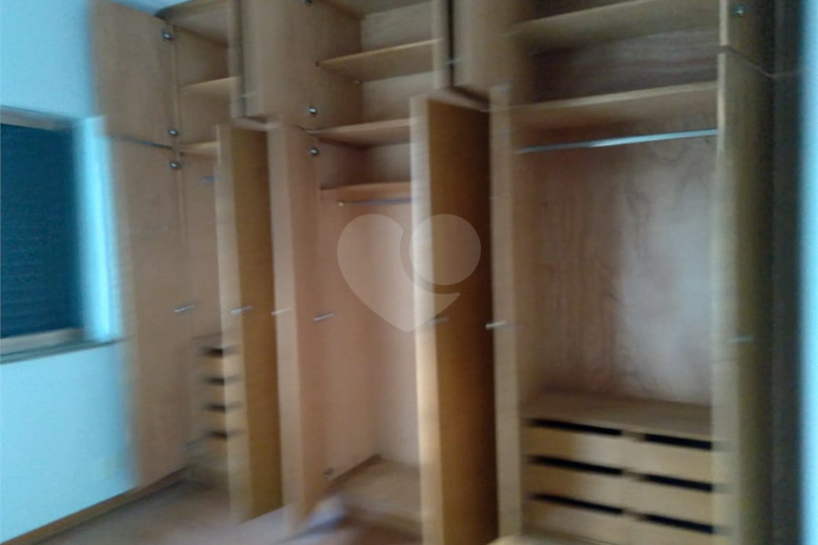 Sobrado à venda com 4 quartos, sendo 1 suíte, em Santana, São Paulo, SP
