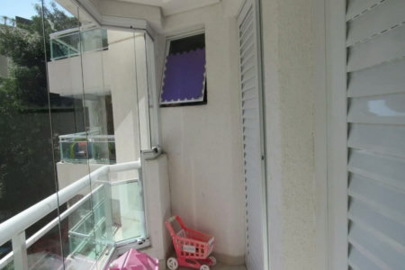Apartamento à venda com 3 suítes em Real Parque, São Paulo, SP