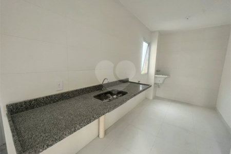 Casa à venda com 2 quartos no condomínio Severa, São Paulo - SP