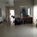 Casa à venda com 3 quartos, sendo 2 suítes,  no condomínio Real Park - Vila Oliveira, Mogi das Cruzes - SP