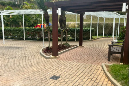 Apartamento à venda com 3 quartos, sendo 1 suíte,  em Vila Andrade, São Paulo, SP
