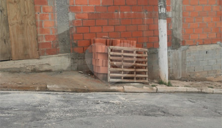 Casa à venda com 2 quartos, sendo 1 suíte, em Vila Guilherme, São Paulo, SP