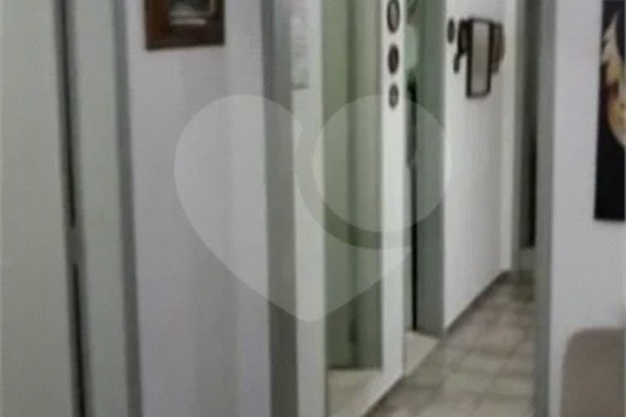Casa Térrea à venda com 6 quartos em Campo Limpo, São Paulo, SP