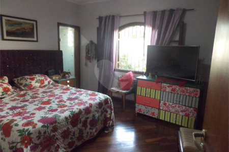 Casa Térrea à venda com 3 quartos, sendo 1 suíte, em Mirante do Cachoeira, Piracaia, SP