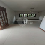 Casa à venda com 3 quartos, sendo 2 suítes, em Olho D'água, Mairiporã, SP