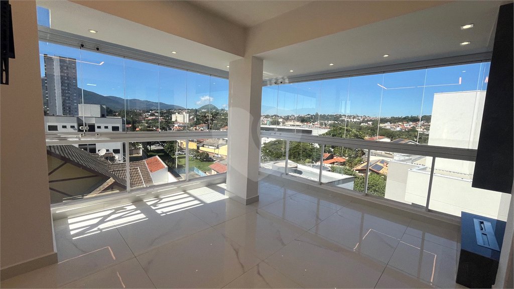 Apartamento para alugar com 2 quartos, sendo 1 suíte, em Jardim Maristela, Atibaia, SP