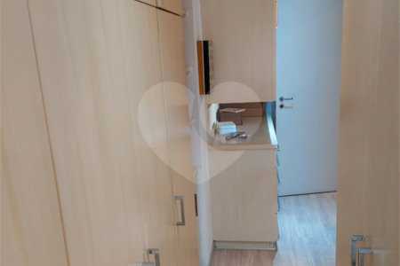 Apartamento à venda com 3 suítes em Jardim Ampliação, São Paulo, SP
