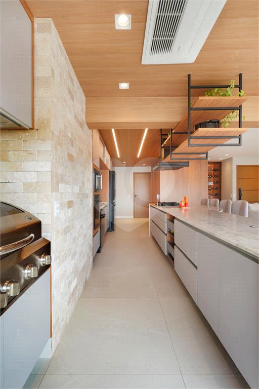 Apartamento à venda com 3 suítes em Indianópolis, São Paulo, SP