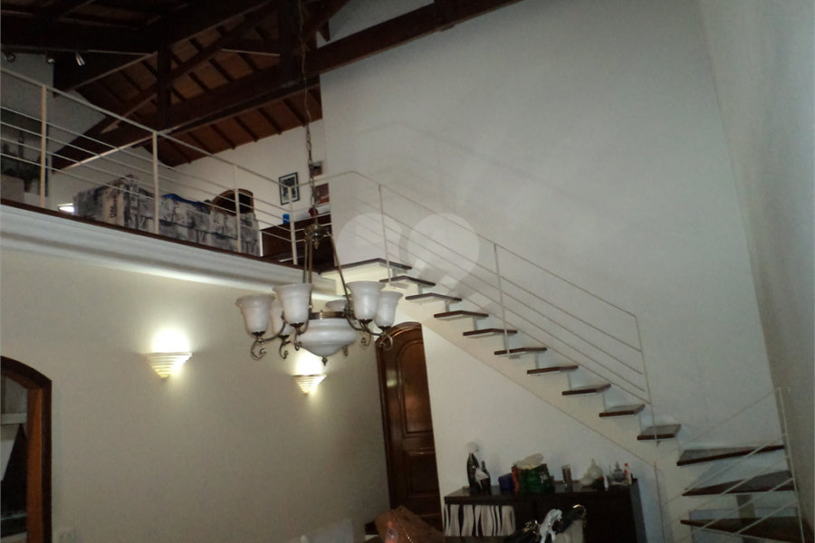 Sobrado à venda com 3 quartos, sendo 1 suíte,  em Jardim Franca, São Paulo, SP