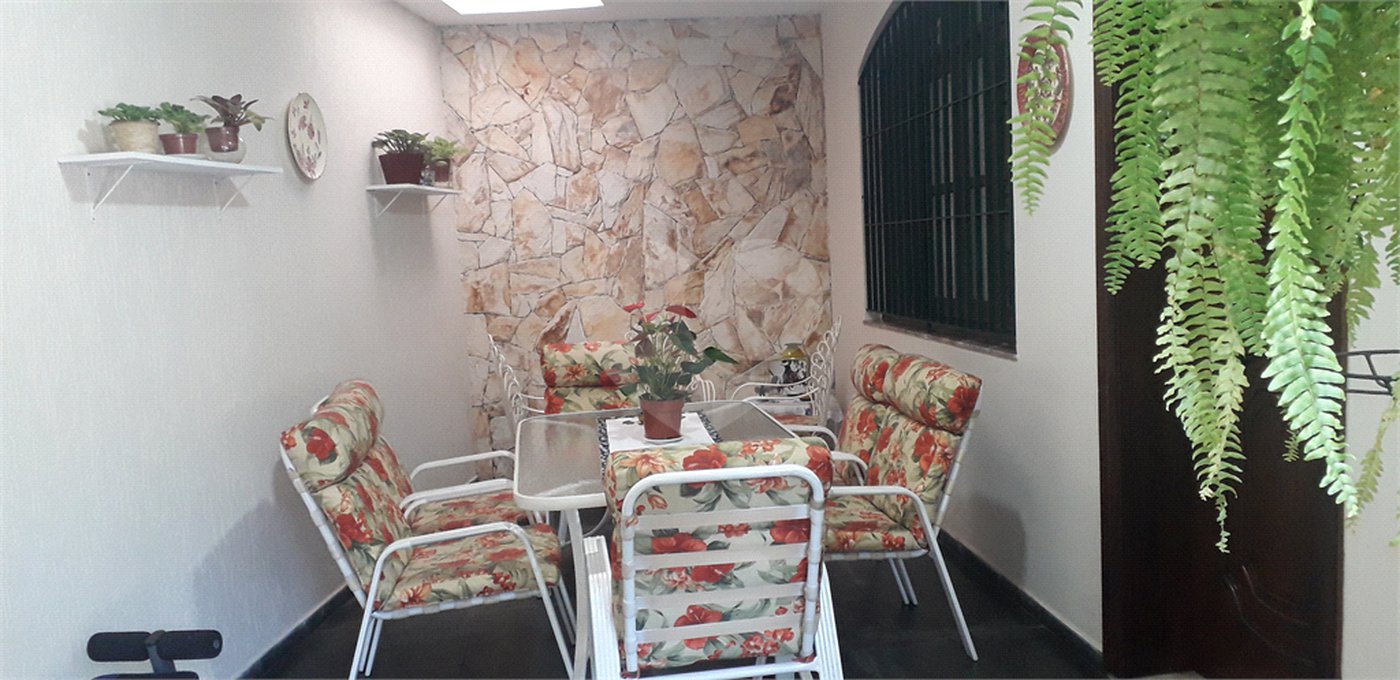 Casa à venda com 3 quartos, sendo 2 suítes, em Jardim Leonor, São Paulo, SP