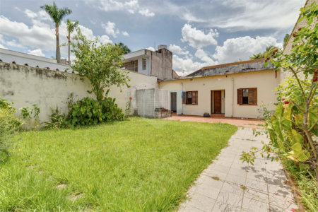 Sobrado à venda com 5 quartos, sendo 2 suítes, em Brooklin, São Paulo, SP