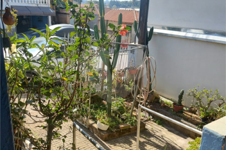 Casa à venda com 2 quartos, sendo 1 suíte, no Centro, Jarinu, SP