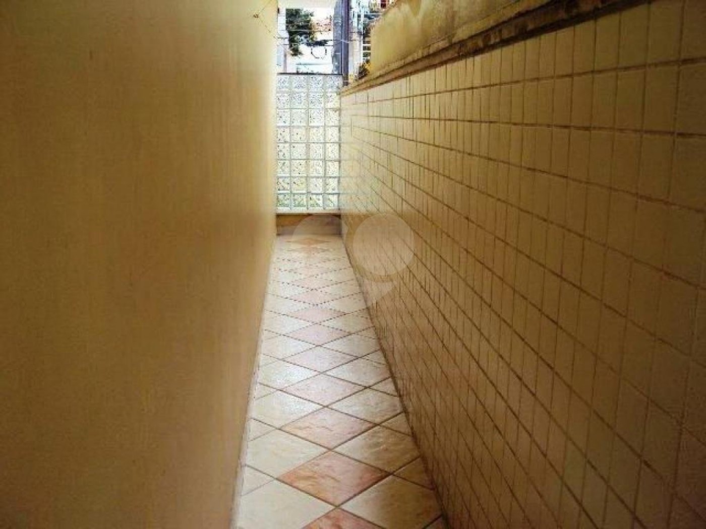 Sobrado à venda com 3 quartos, sendo 1 suíte,  em Vila Paulicéia, São Paulo, SP