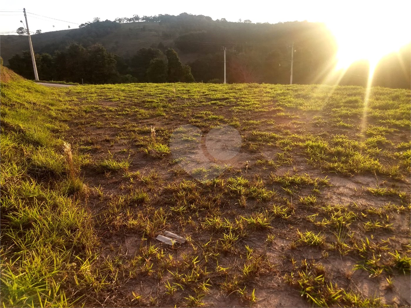 Terreno à venda no condomínio Encontro das Águas, Nazaré Paulista - SP