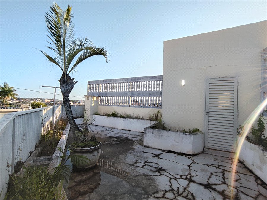 Casa à venda ou para alugar com 5 quartos, sendo 3 suítes, em Vila Maria, Itapetininga, SP