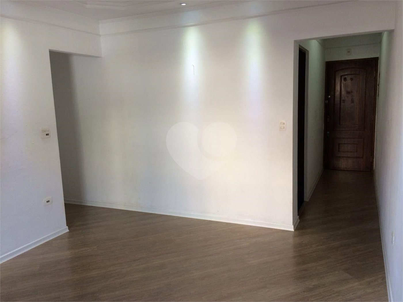 Apartamento à venda ou para alugar com 3 quartos, sendo 1 suíte,  em Vila Alice, Santo André, SP