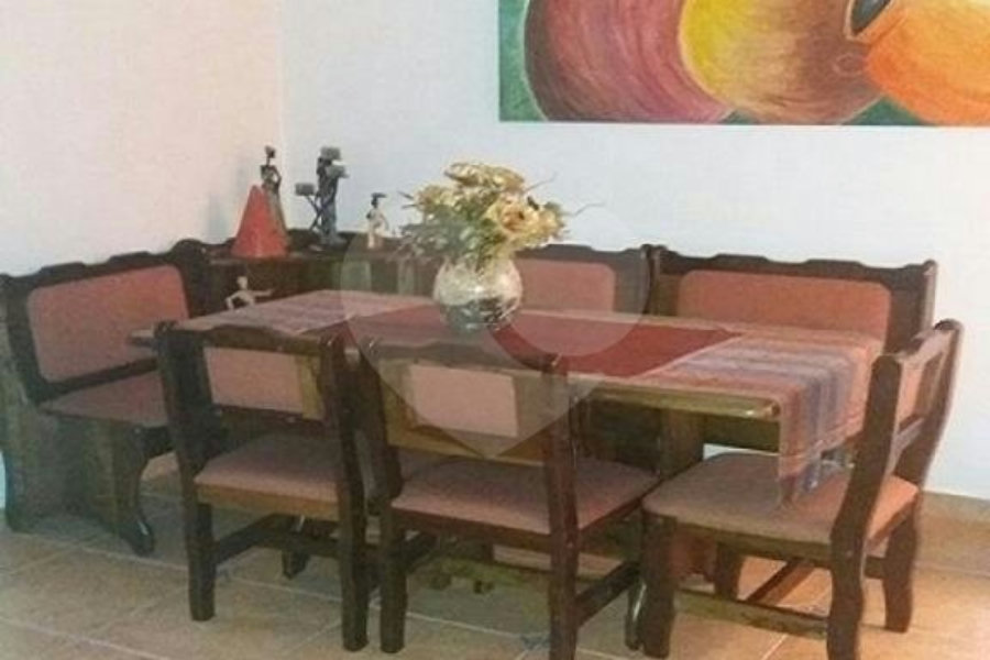 Sobrado à venda ou para alugar com 4 quartos, sendo 1 suíte,  em Santana, São Paulo, SP
