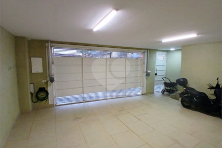 Sobrado à venda com 3 suítes em Vila Mariza Mazzei, São Paulo, SP
