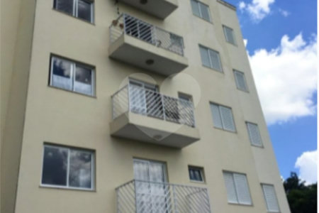 Apartamento a Venda no Residencial Pinheirinho em Vinhedo/SP