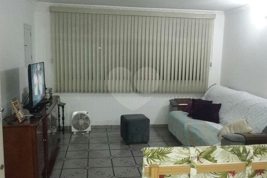 Sobrado à venda com 3 suítes em Santana, São Paulo, SP