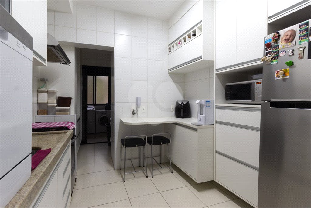 Apartamento à venda com 3 quartos, sendo 1 suíte, em Capela, Vinhedo, SP