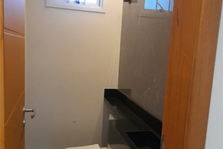 Sobrado à venda com 4 suítes em Água Branca, São Paulo, SP