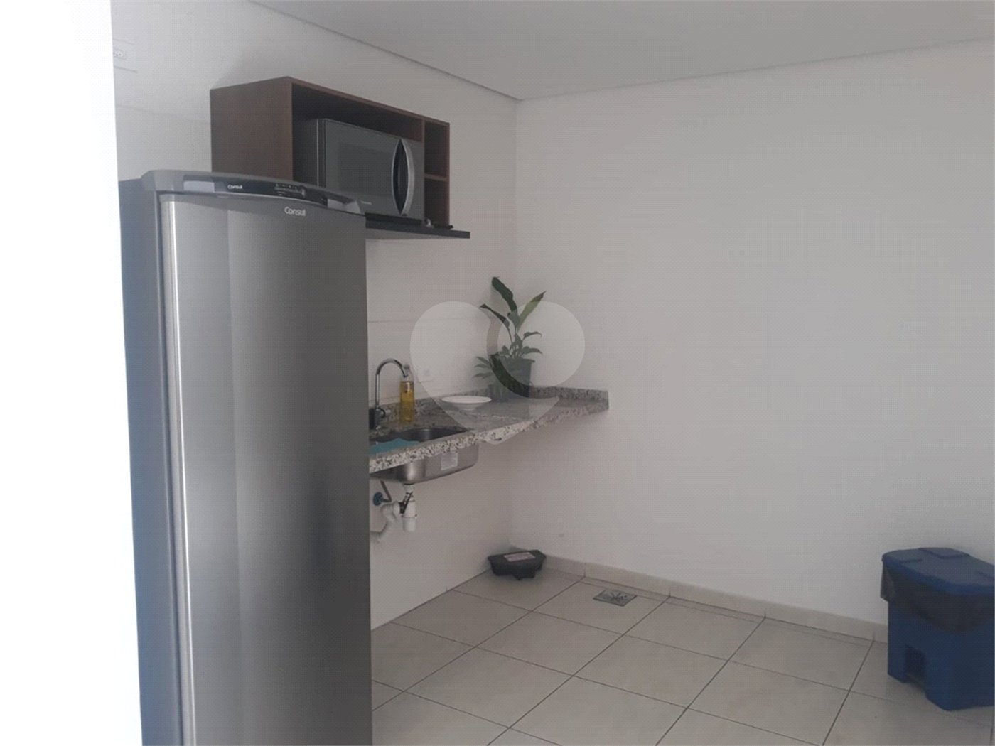 Apartamento à venda ou para alugar com 2 quartos, sendo 1 suíte,  em Vila Santa Isabel, São Roque, SP