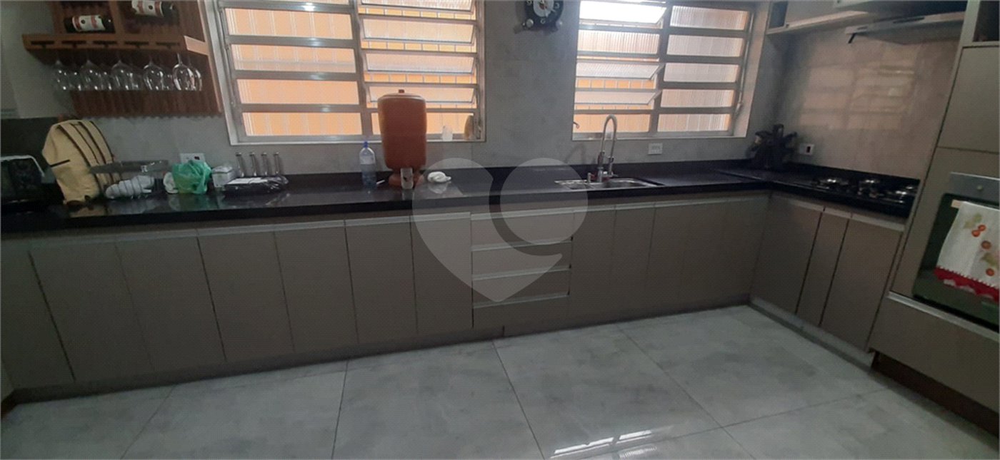 Sobrado à venda com 3 quartos, sendo 1 suíte, em Jardim Sarah, São Paulo, SP