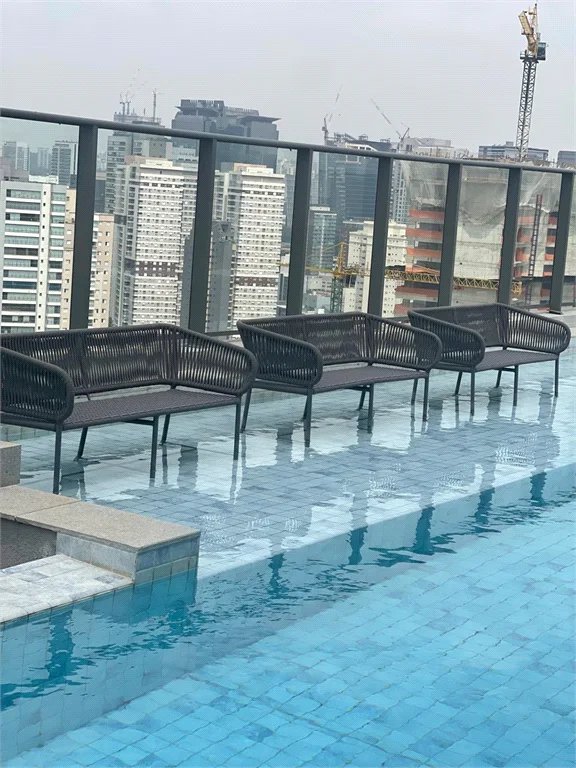 Apartamento à venda ou para alugar com 2 suítes em Jardim das Acácias, São Paulo, SP