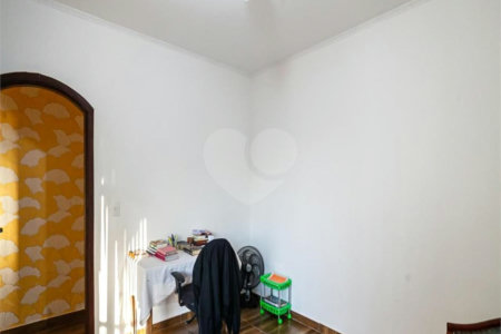 Casa à venda com 3 quartos, sendo 1 suíte, em Parque das Nações, Santo André, SP