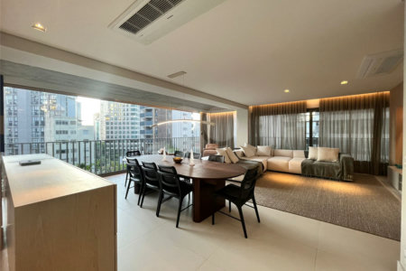 Apartamento à venda com 2 suítes em Vila Nova Conceição, São Paulo, SP