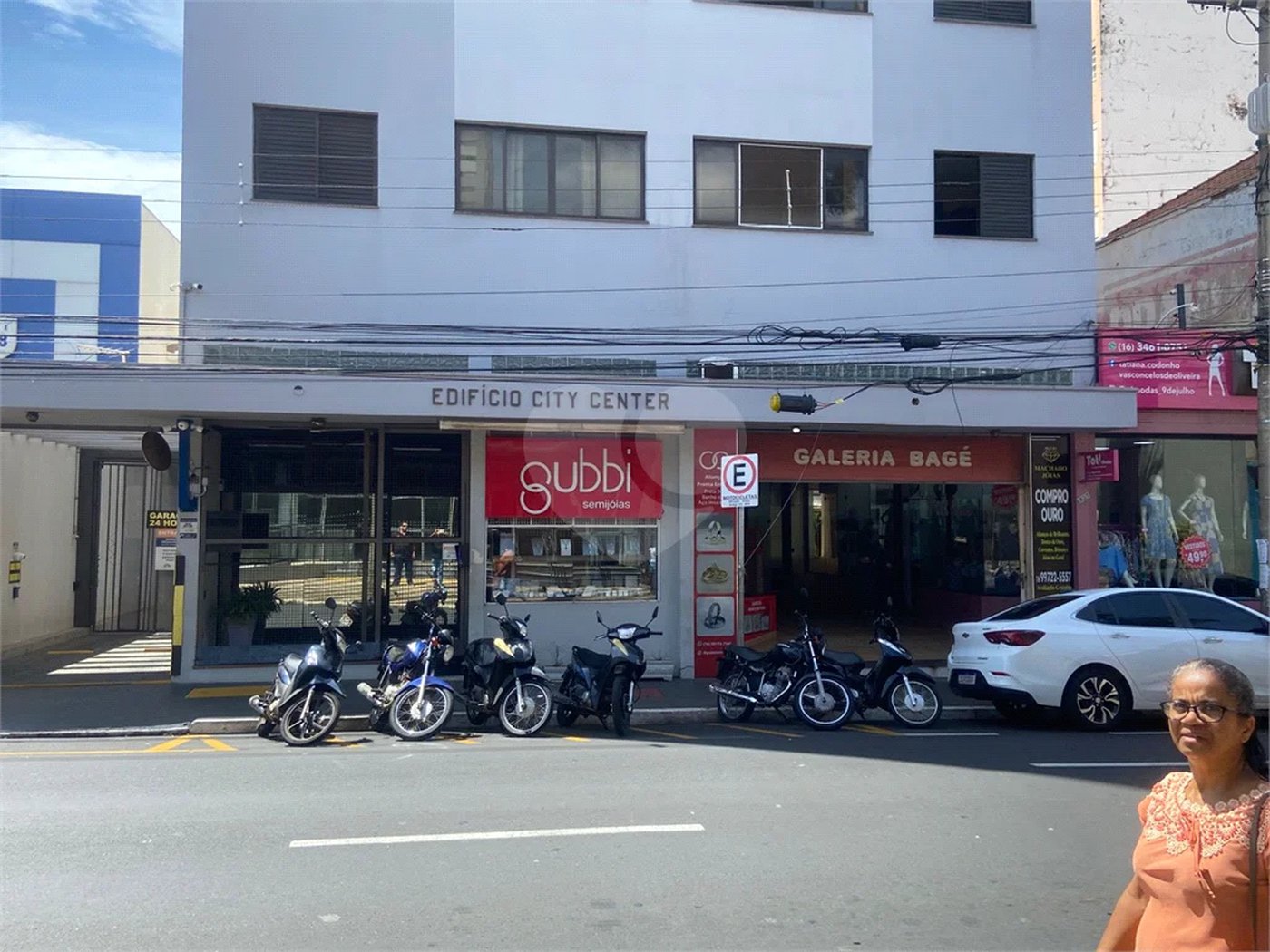 Apartamento à venda com 2 quartos no Centro, Araraquara, SP